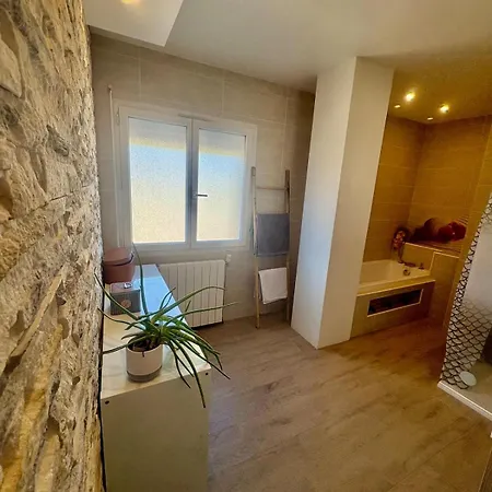 Maison De *